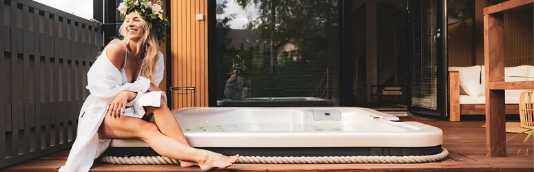 Spas en été : ce qu'il faut savoir pour choisir, installer, refroidir et entretenir votre eau