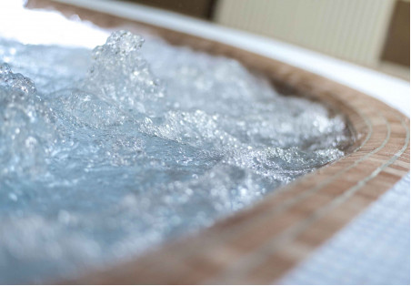 Installation de piscines extérieures et intérieures dans toute l'Union européenne