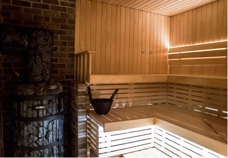 L'installation d'un sauna est une tâche difficile pour tout le monde qui l'a