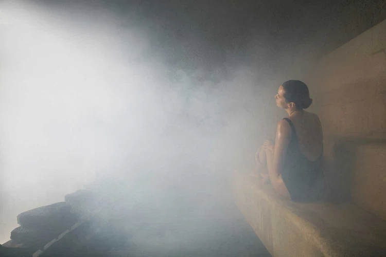 Le sauna d'aujourd'hui est la hutte de sudation d'hier