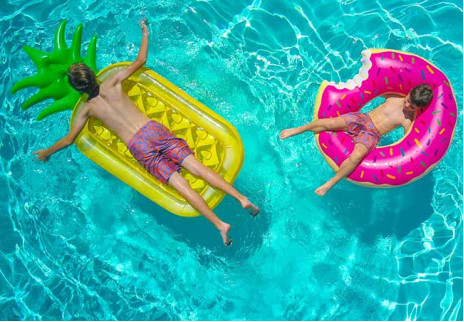Garder l'eau des piscines des enfants propre : santé et sécurité sans chlore