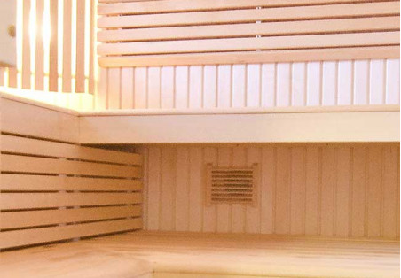 Ventilation du sauna : comment bien la réaliser ? Conseils d'experts et erreurs courantes à éviter.