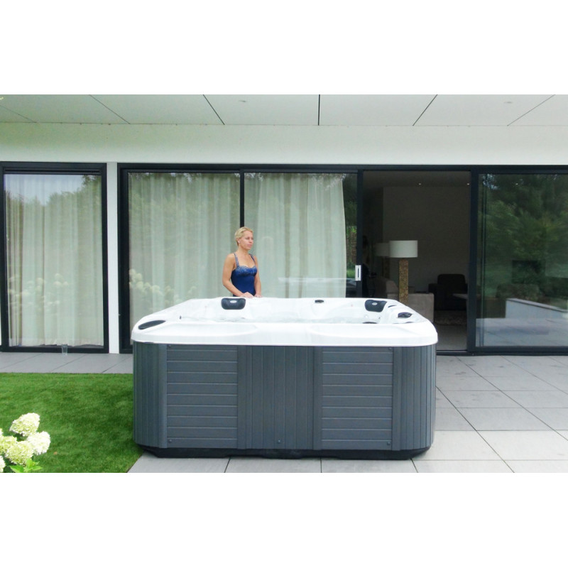 Piscine d'hydromassage SPA ADMIRE