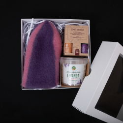 Coffret cadeau LAVANDE. Bouchon, huiles essentielles, sel marin.  Coffret cadeau LAVANDE. Bouchon, huiles essentielles, sel marin.