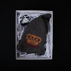 Coffret cadeau dans un coffret cadeau DARK KINGS. Bonnets de sauna et cristaux de menthol