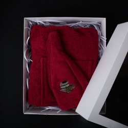 Coffret cadeau. Tablier et bonnet pour le sauna. ROUGE  Coffret cadeau. Tablier et bonnet pour le sauna. ROUGE