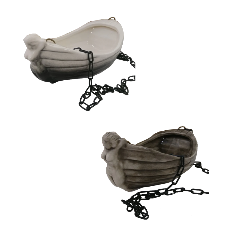 Récipient en céramique pour parfums - bateau avec fille