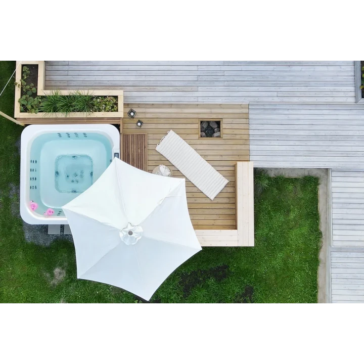 Piscine spa d'hydromassage Novitek Lumispa L
