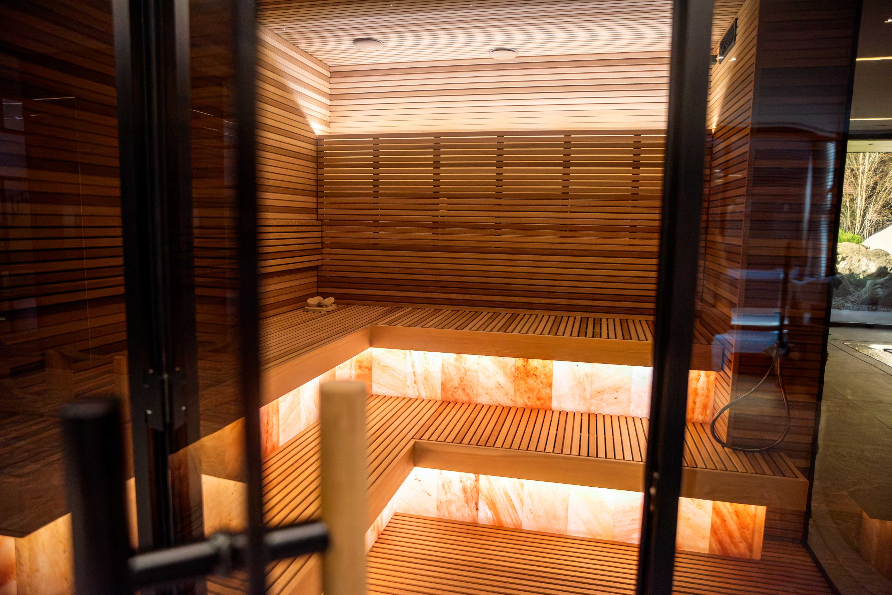 projet de sauna infrarouge et de piscine privés